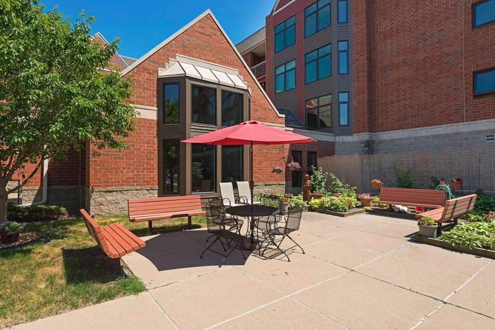 500 County Road B W #235 Roseville, MN 55113