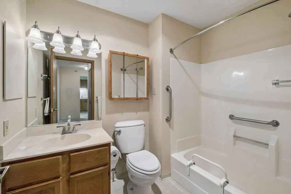 500 County Road B W #235 Roseville, MN 55113