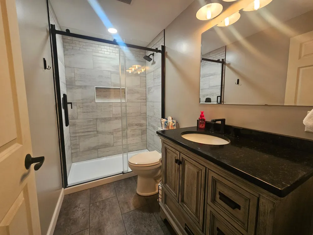 7580 Country Creek Road Wahpeton, ND 58075