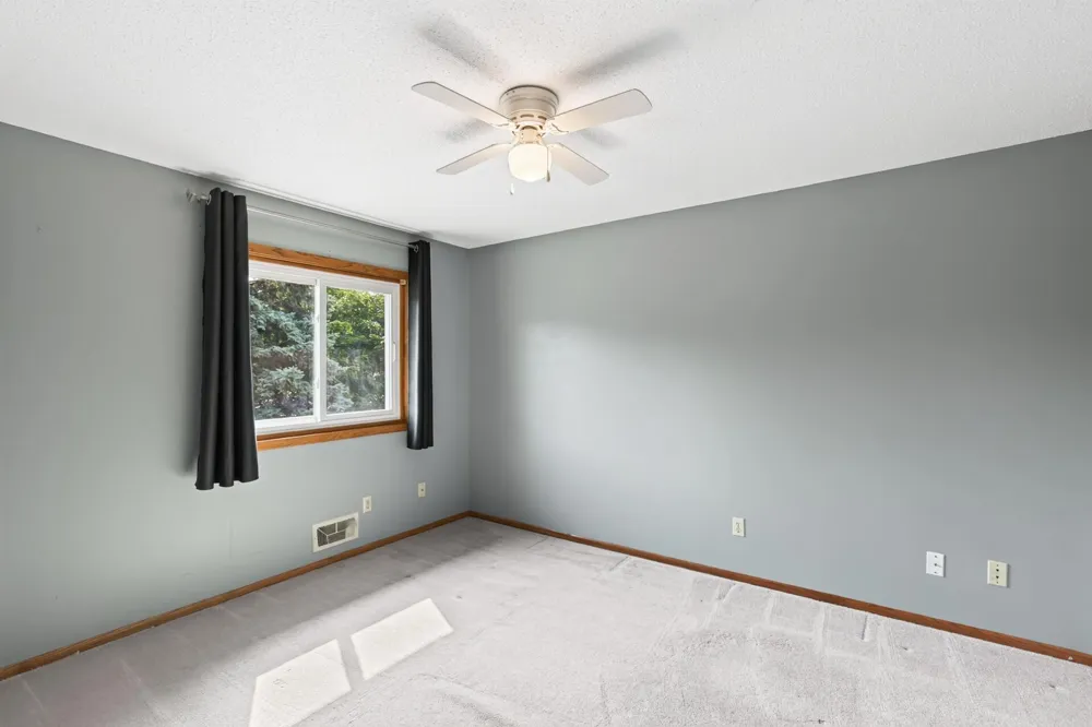 9844 NW Butternut Street NW Coon Rapids, MN 55448