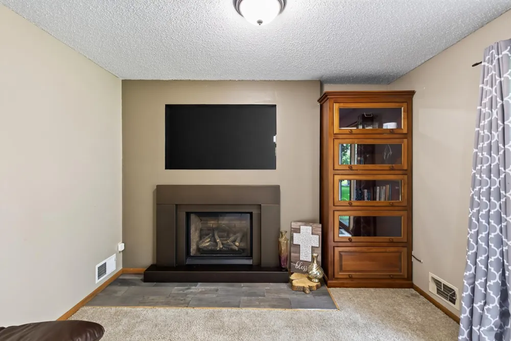 9844 NW Butternut Street NW Coon Rapids, MN 55448