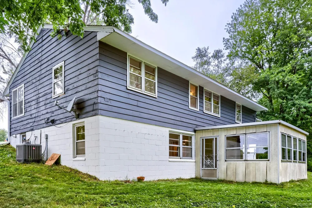 19293 Forest Boulevard Forest Lake, MN 55025