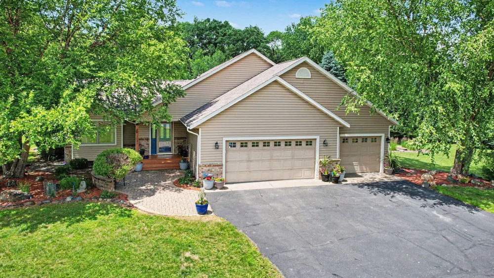 1121 245th Street Dresser, WI 54009