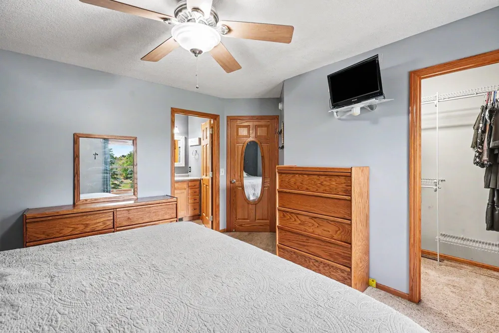 1121 245th Street Dresser, WI 54009