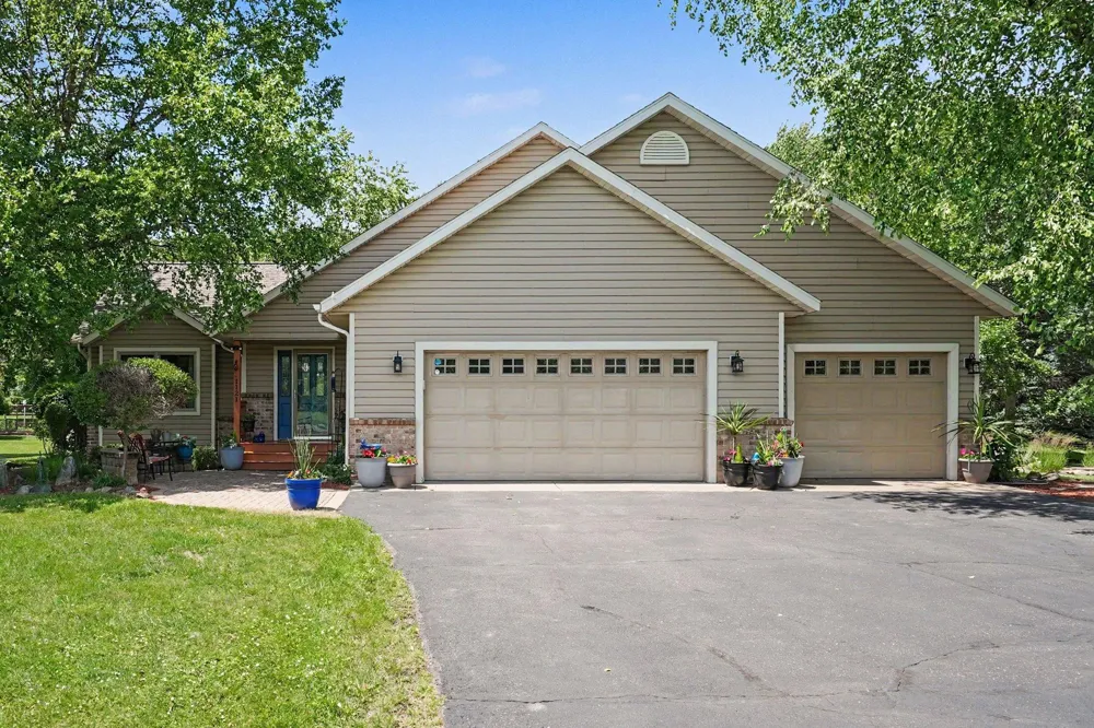 1121 245th Street Dresser, WI 54009