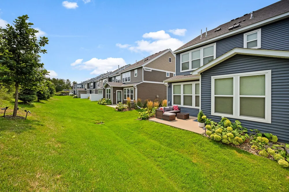 4864 Avery Court Eagan, MN 55123