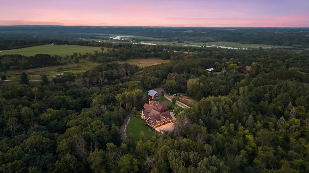 12870 Saint Croix Trail Stillwater, MN 55082