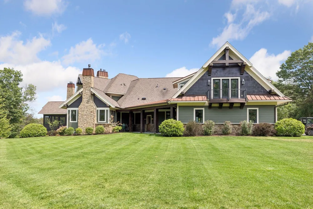 12870 Saint Croix Trail Stillwater, MN 55082