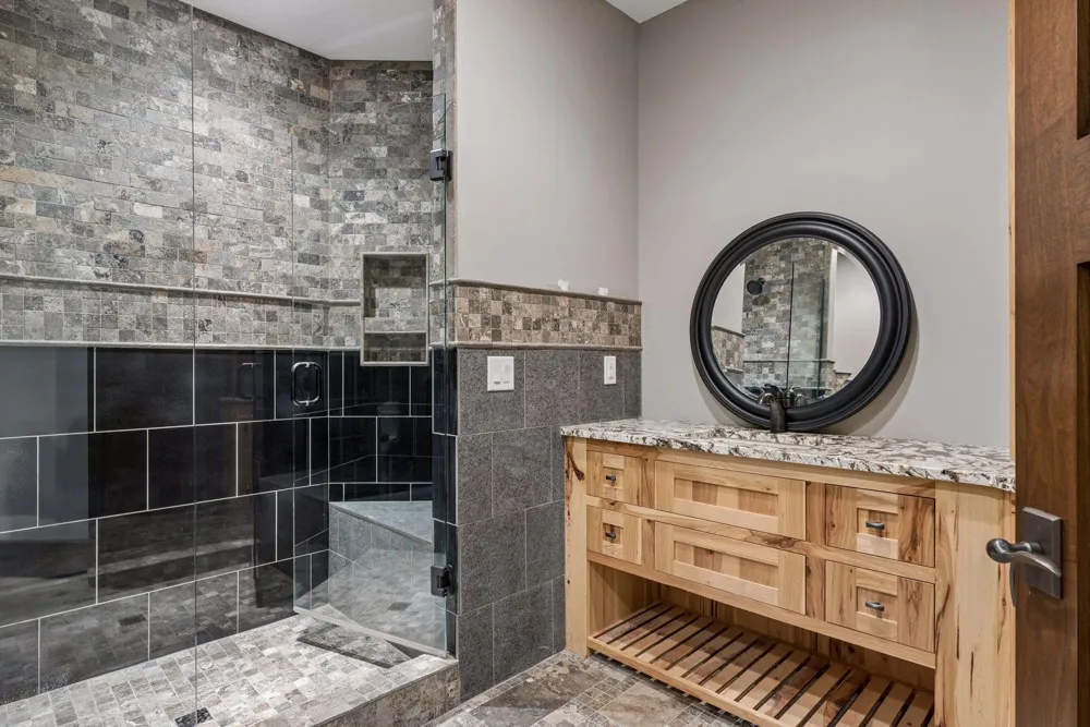 12870 Saint Croix Trail Stillwater, MN 55082