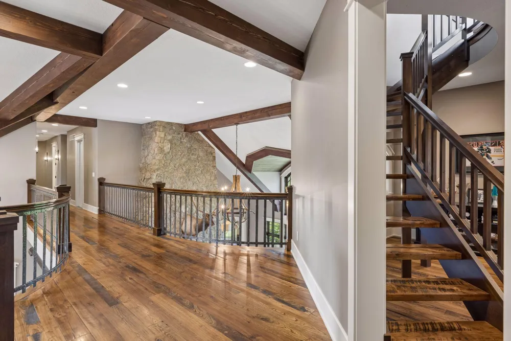 12870 Saint Croix Trail Stillwater, MN 55082