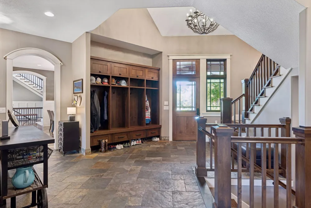12870 Saint Croix Trail Stillwater, MN 55082