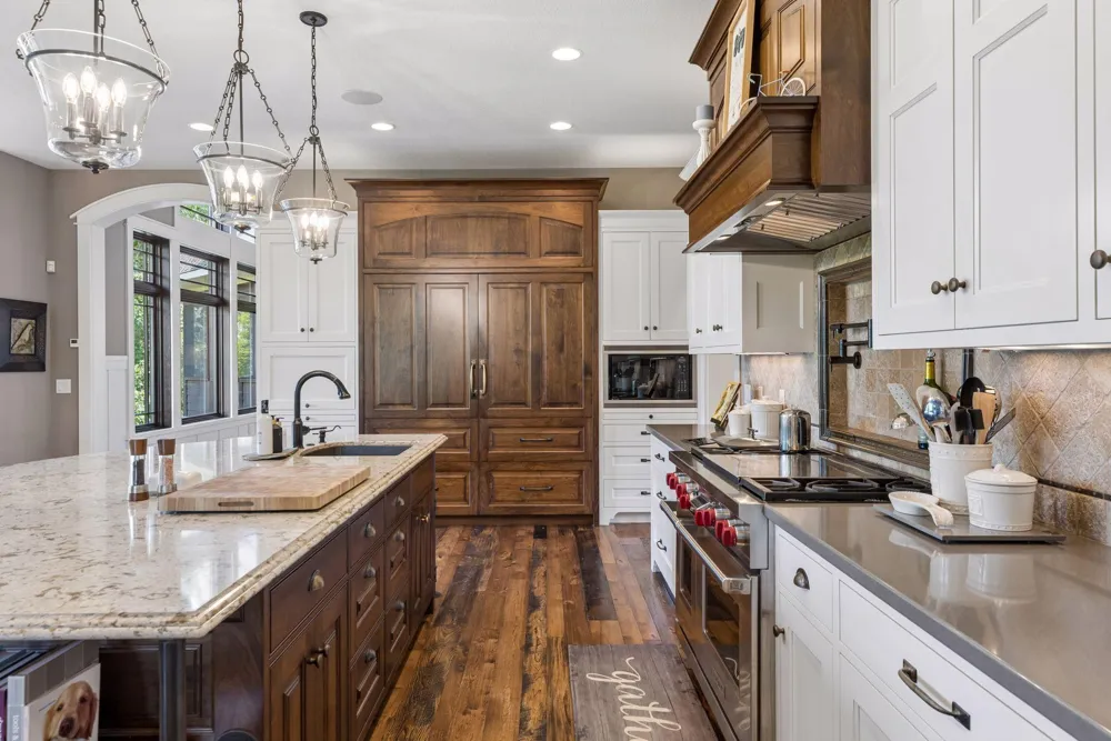 12870 Saint Croix Trail Stillwater, MN 55082