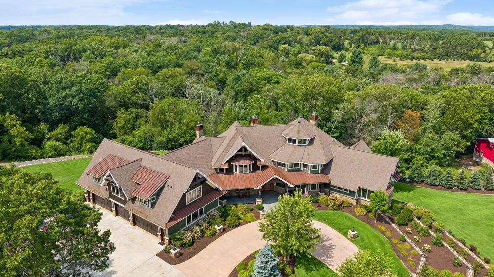 12870 Saint Croix Trail Stillwater, MN 55082