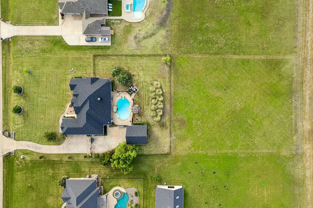 2585 Wincrest Drive Rockwall, TX 75032