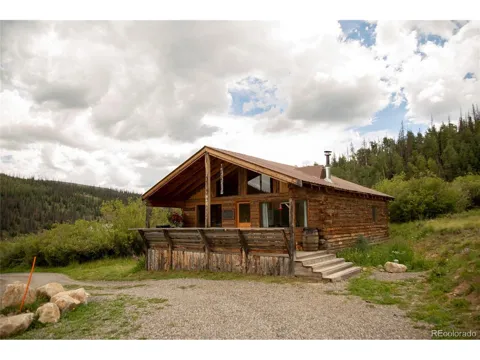 1001 CR 17 Cebolla Cabin