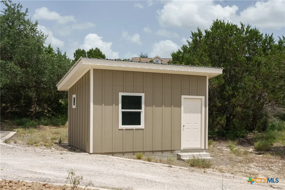 2010 Hoffmann Lane New Braunfels, TX 78132
