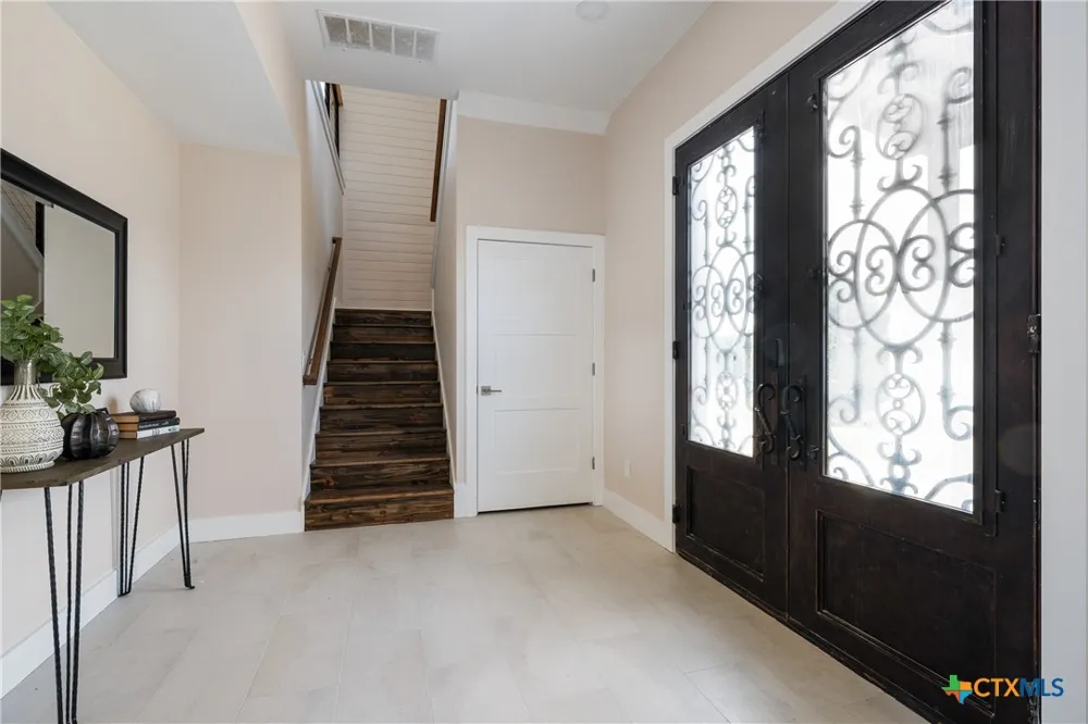 2010 Hoffmann Lane New Braunfels, TX 78132