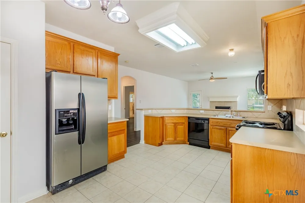 548 Thurber Drive Schertz, TX 78154