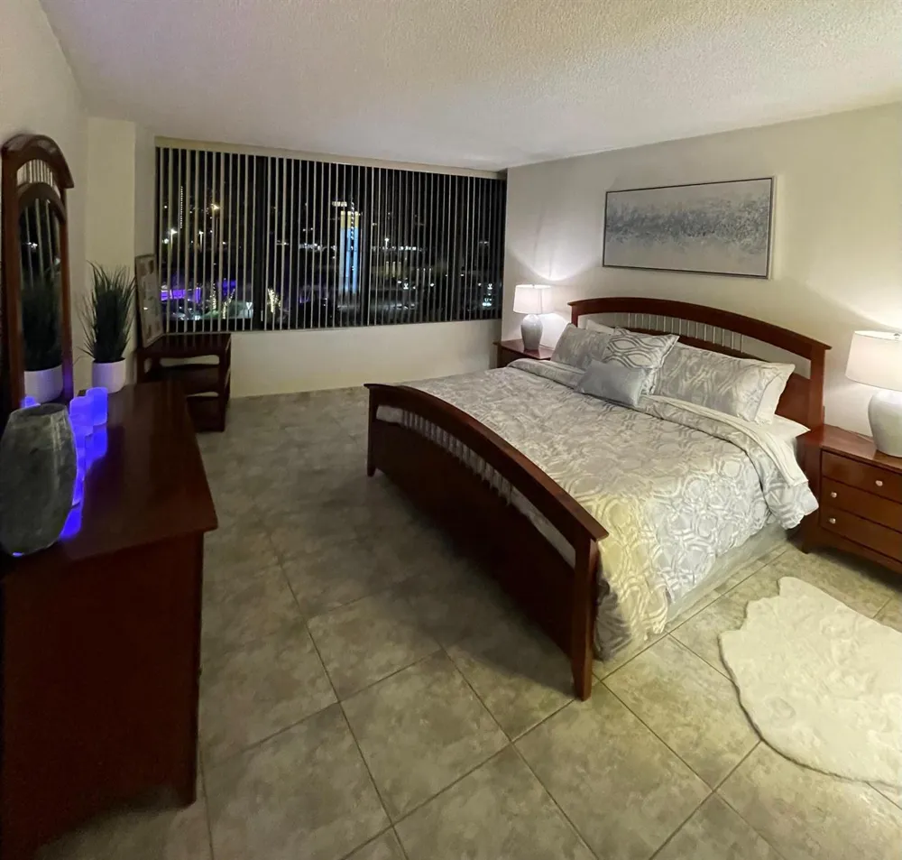3505 S Ocean Drive #203 Hollywood, FL 33019