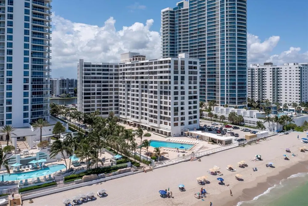 3505 S Ocean Drive #203 Hollywood, FL 33019