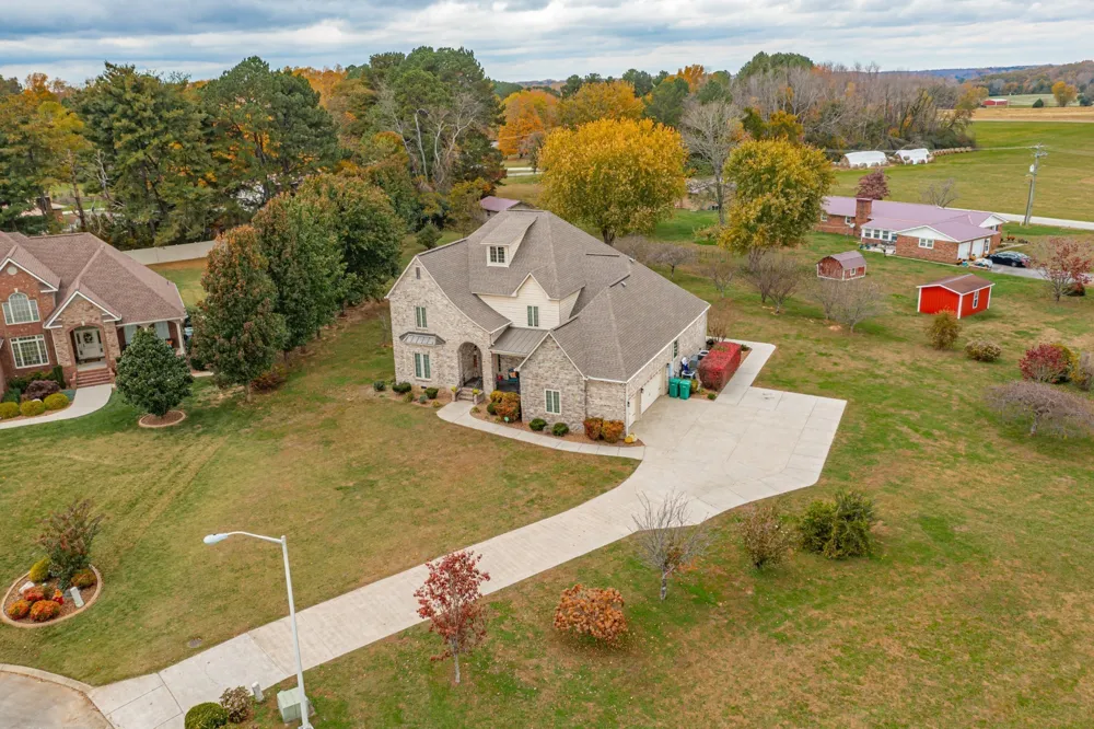 356 Ridgecrest Dr Winchester, TN 37398