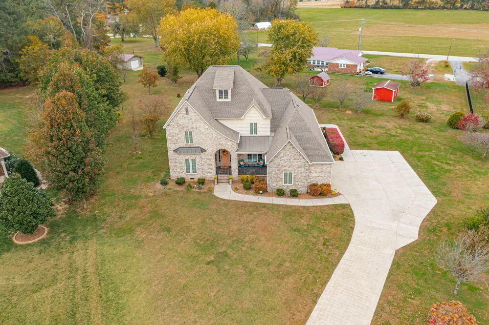 356 Ridgecrest Dr Winchester, TN 37398