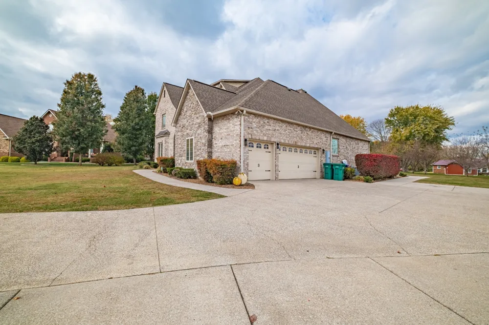 356 Ridgecrest Dr Winchester, TN 37398