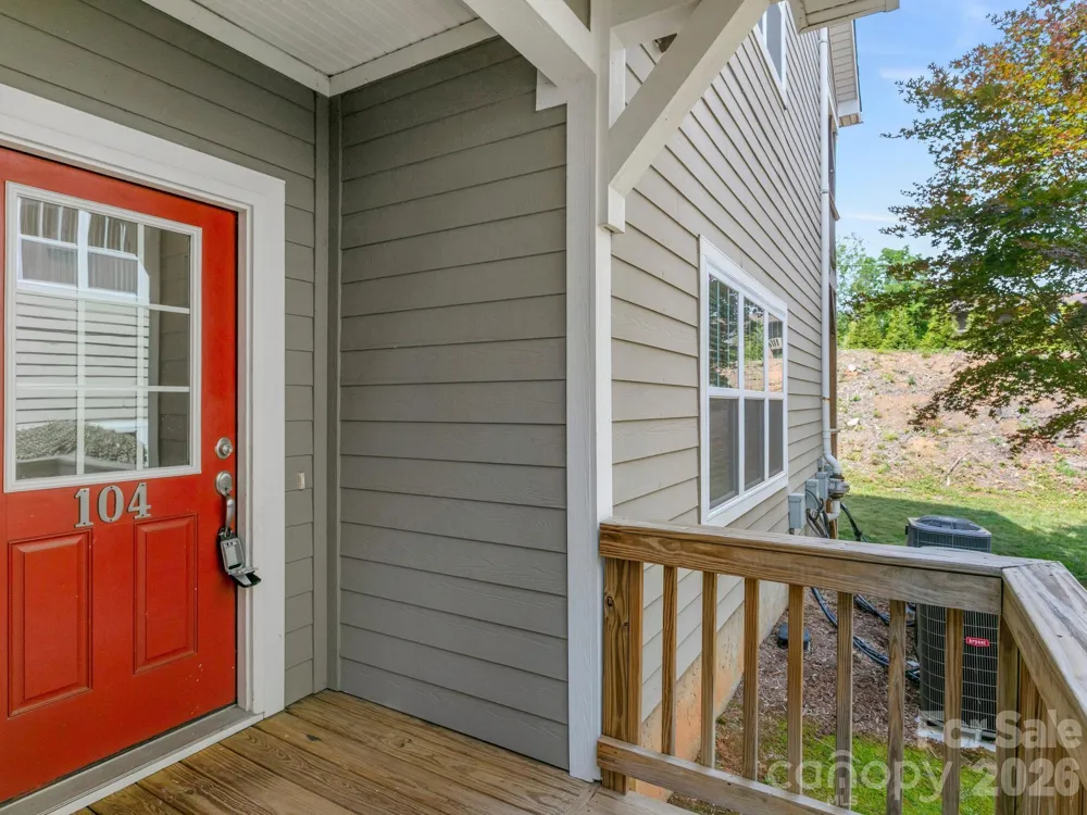43 Foxden Drive #104 Fletcher, NC 28732