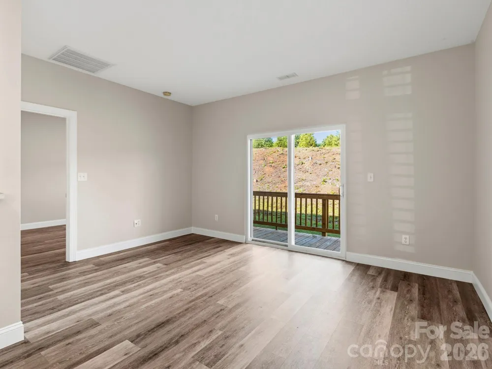 43 Foxden Drive #104 Fletcher, NC 28732