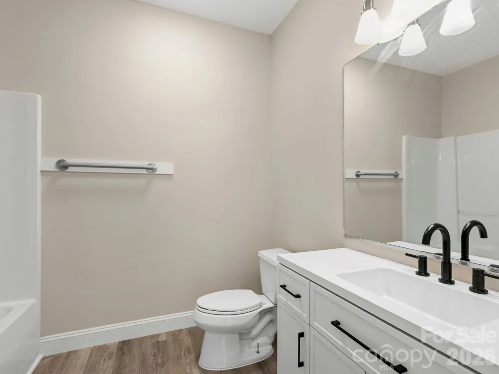 43 Foxden Drive #104 Fletcher, NC 28732