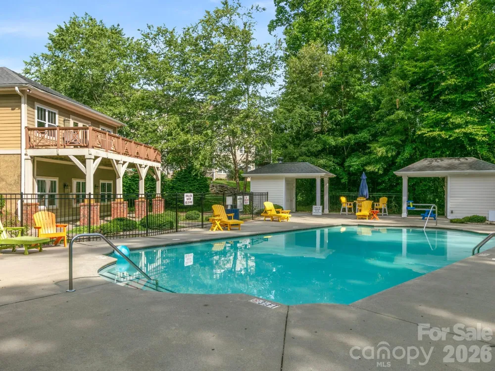 43 Foxden Drive #104 Fletcher, NC 28732
