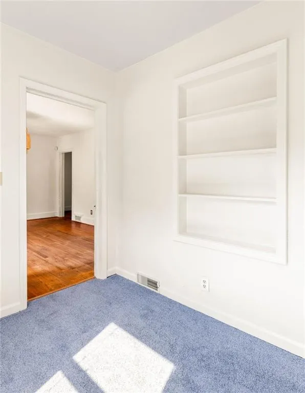 2510 Jewel Street East Point, GA 30344