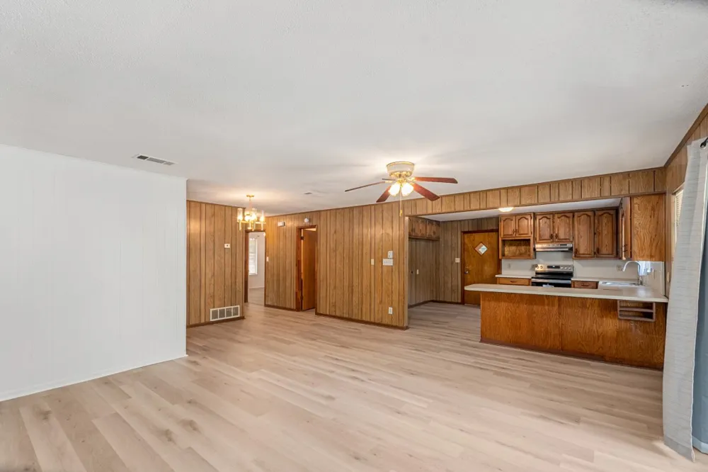 2105 Lakeview Drive Mabank, TX 75156
