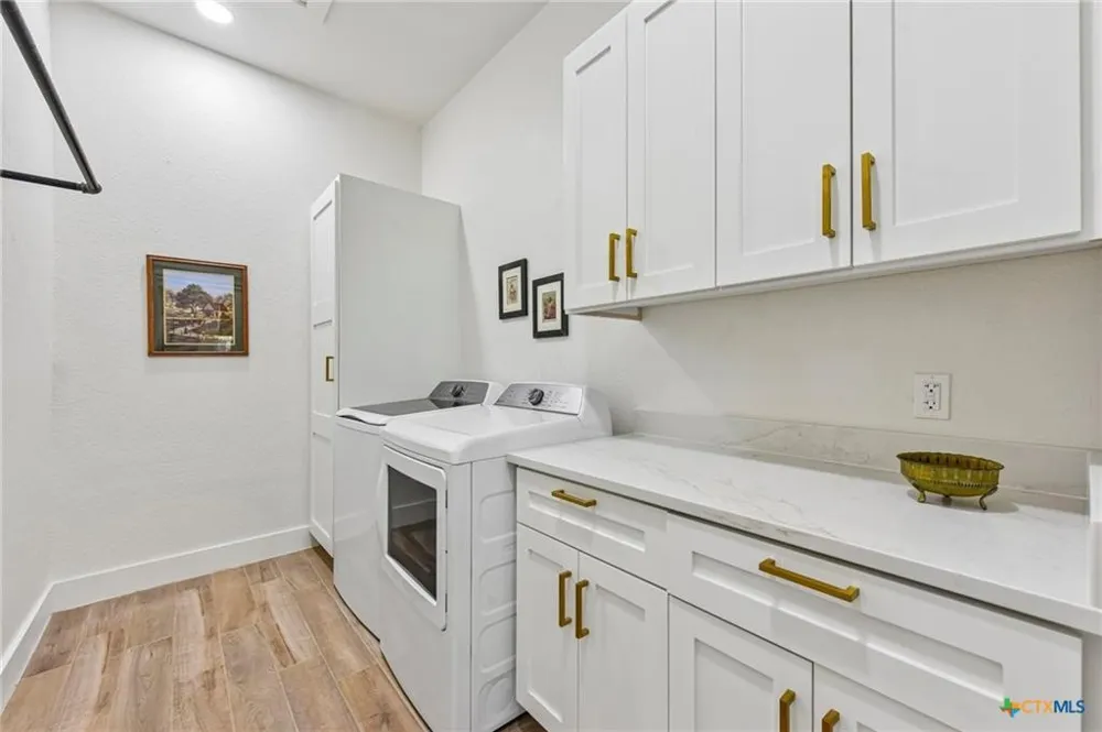 4211 County Road 103 Lampasas, TX 76550