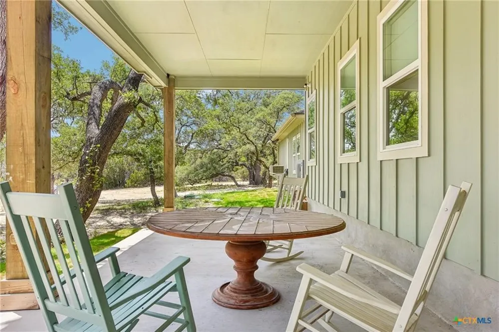 4211 County Road 103 Lampasas, TX 76550