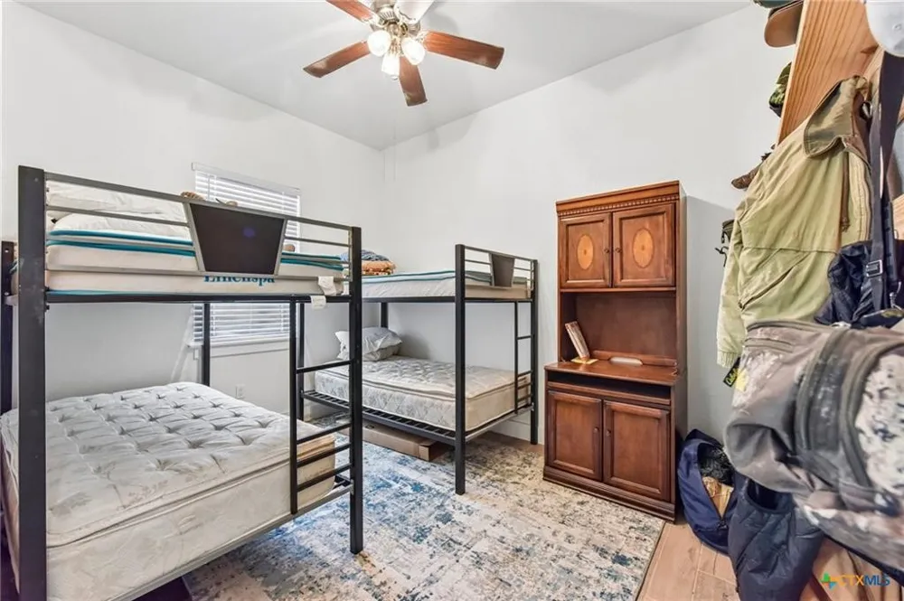4211 County Road 103 Lampasas, TX 76550