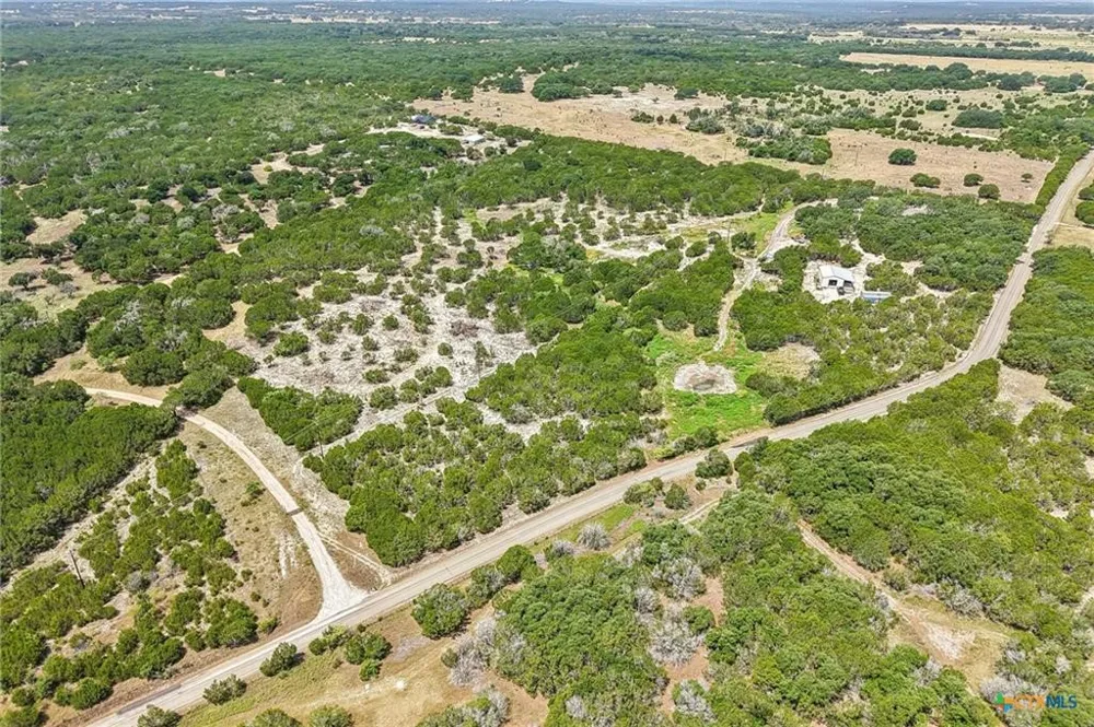 4211 County Road 103 Lampasas, TX 76550