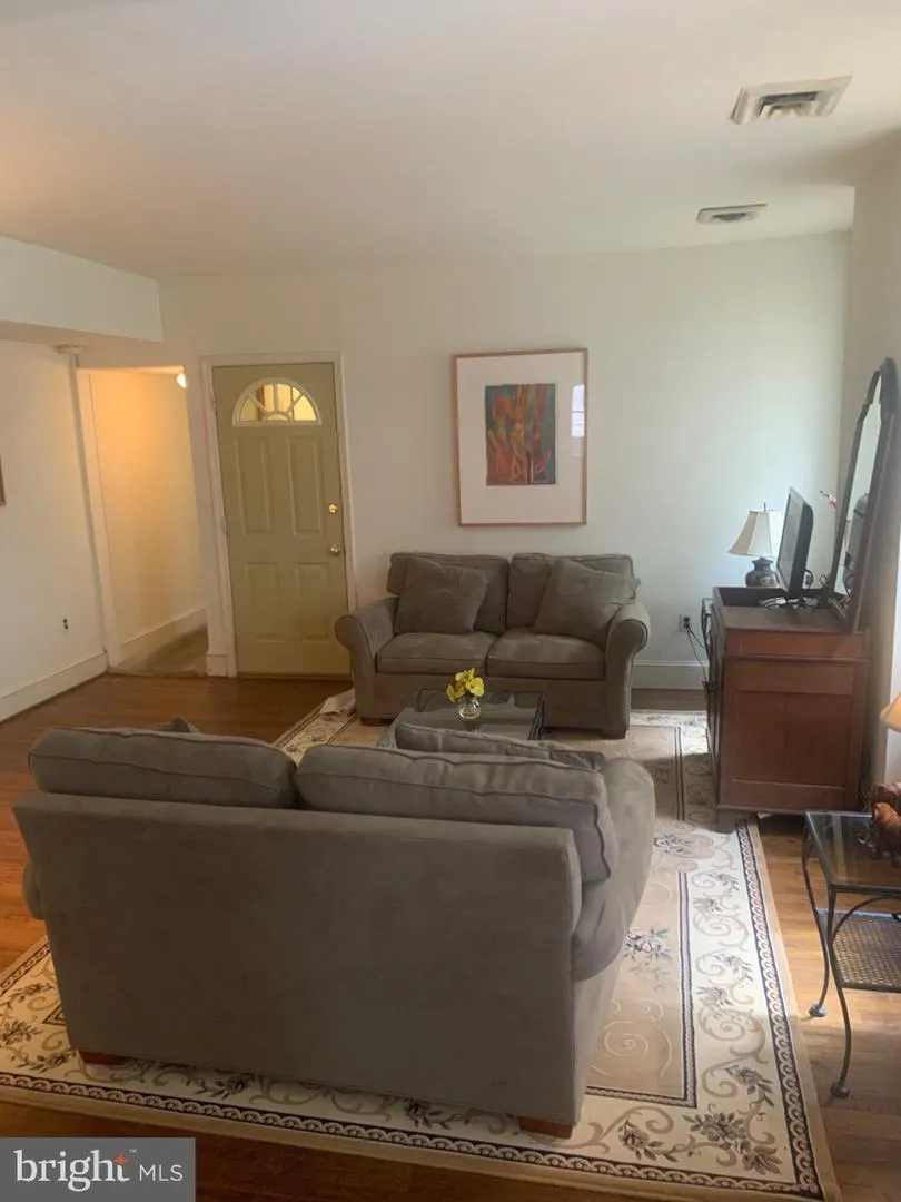817 JACKSON STREET #2 Wilmington, DE 19806