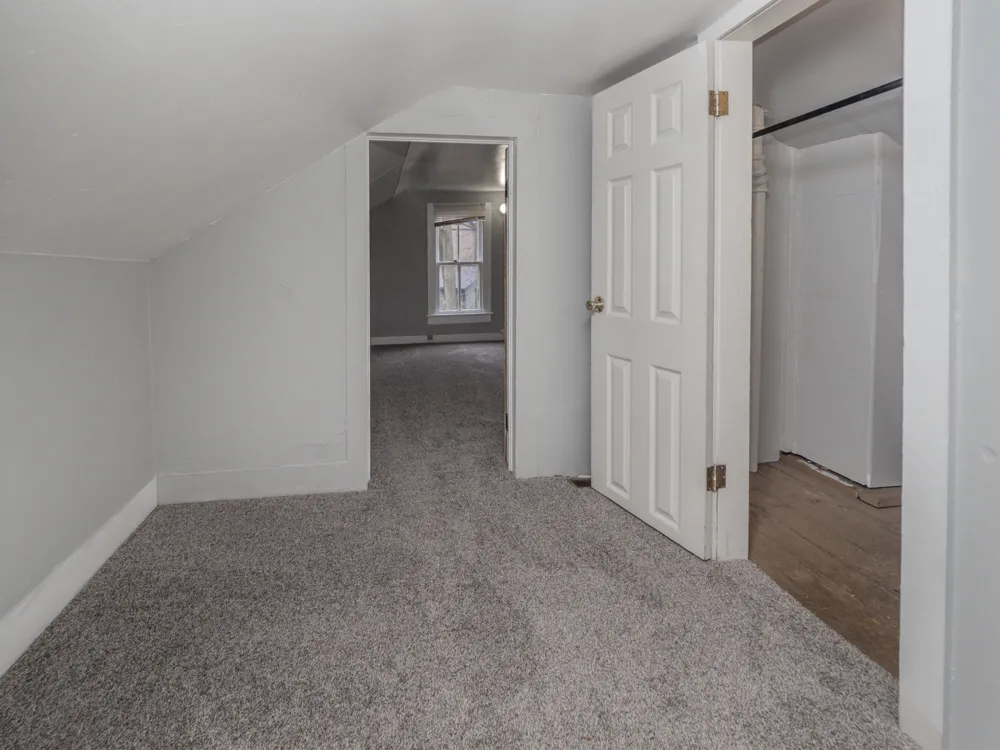 637 Davis Street Kalamazoo, MI 49007