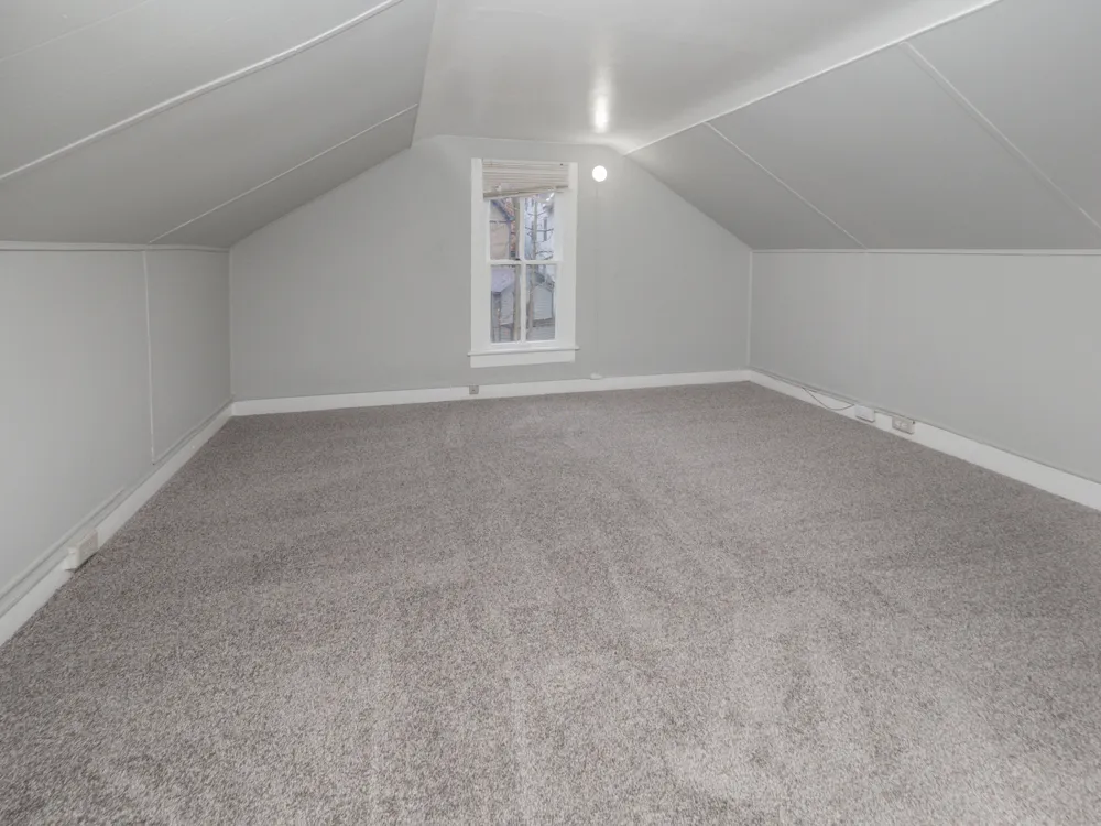 637 Davis Street Kalamazoo, MI 49007