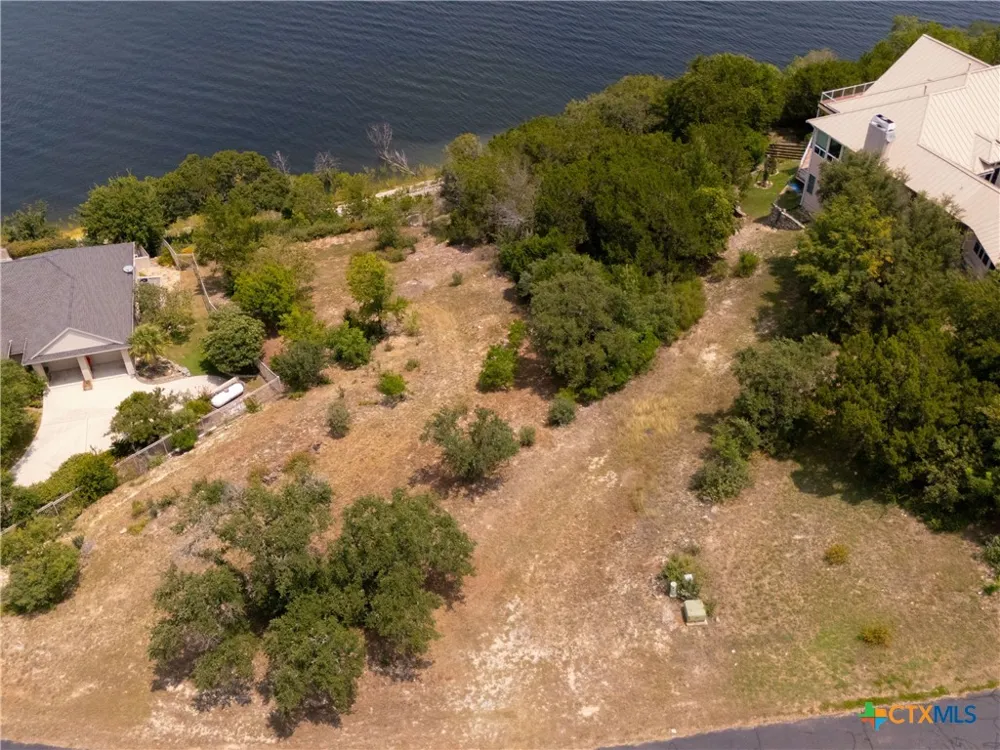 909 Janet Drive Canyon Lake, TX 78133
