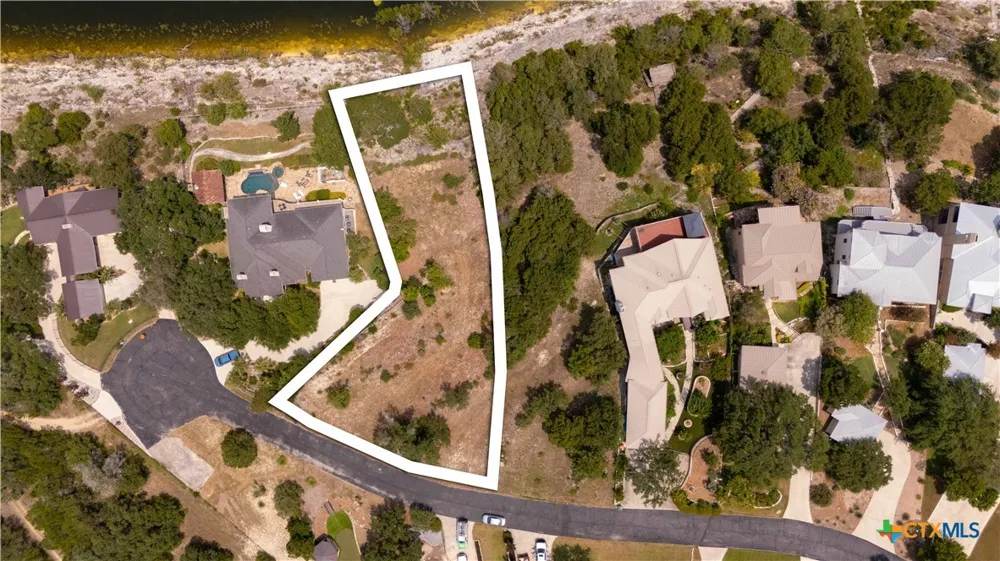 909 Janet Drive Canyon Lake, TX 78133