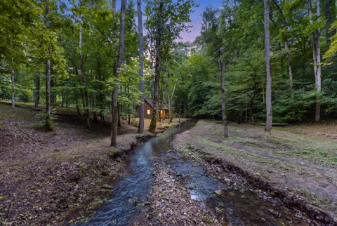 326 Davis Spring Rd