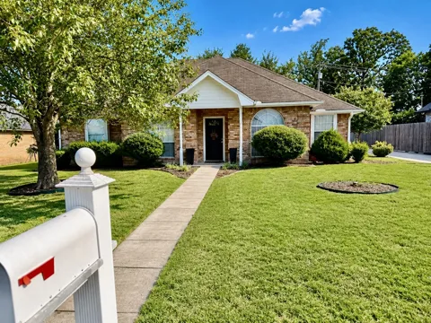 3910 Castlegate Drive