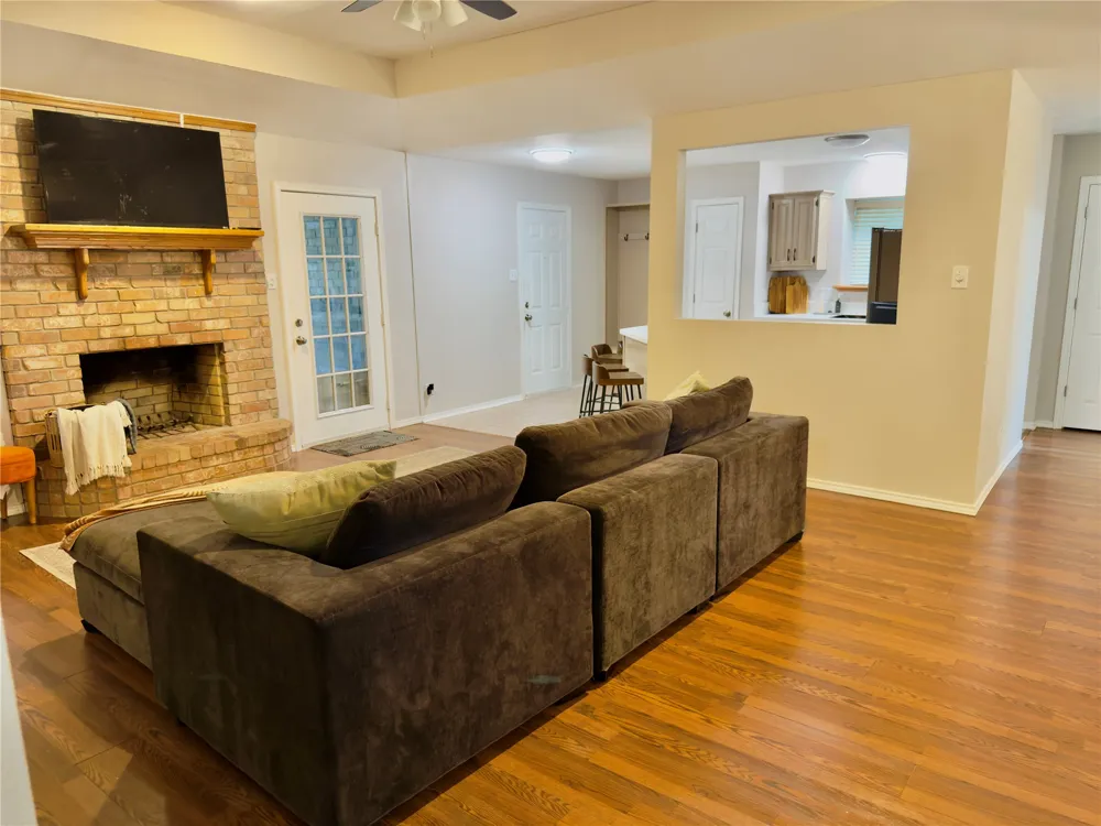 3910 Castlegate Drive Paris, TX 75462