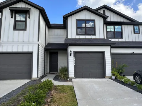 27958 Western Creek Court