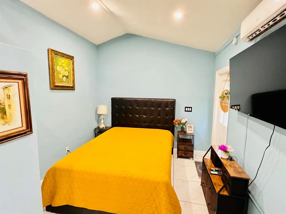 3387 NW 37TH AVENUE Lauderdale Lakes, FL 33309