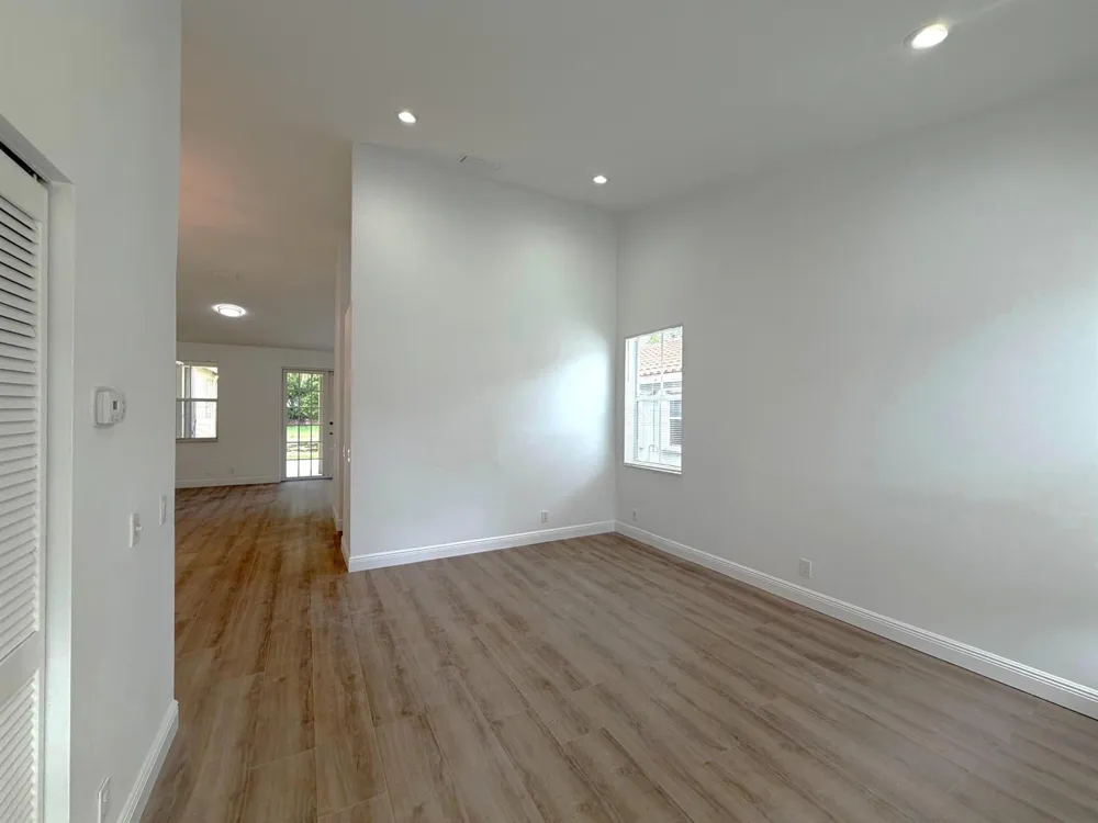 853 SAND CREEK CIRCLE Weston, FL 33327