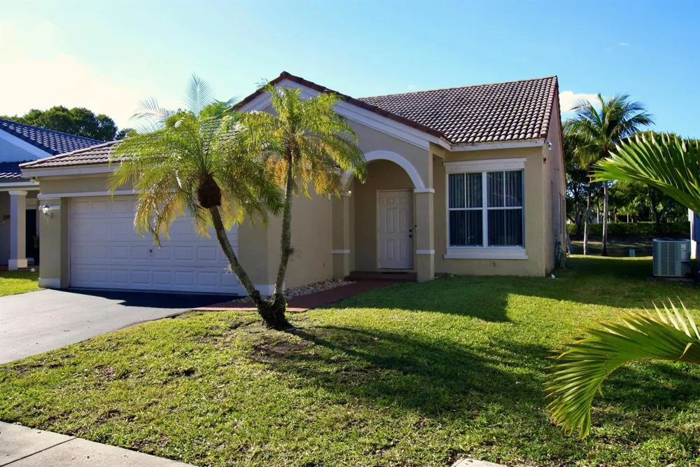 853 SAND CREEK CIRCLE Weston, FL 33327