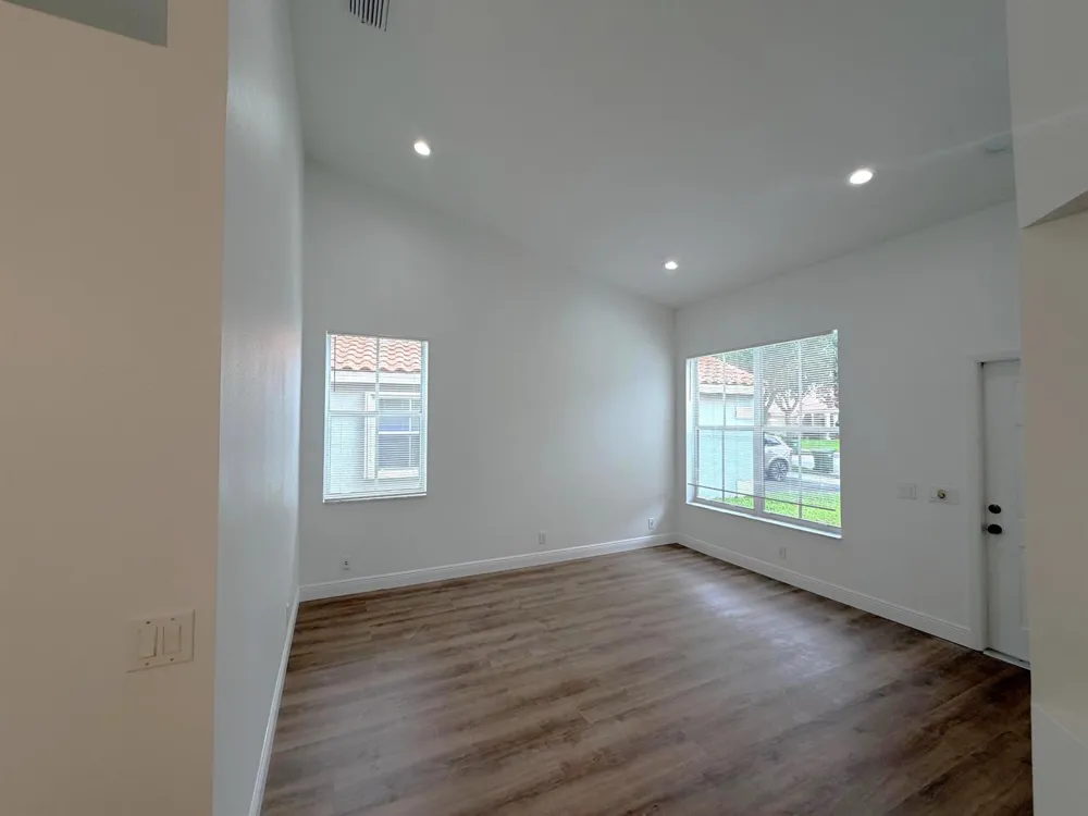 853 SAND CREEK CIRCLE Weston, FL 33327
